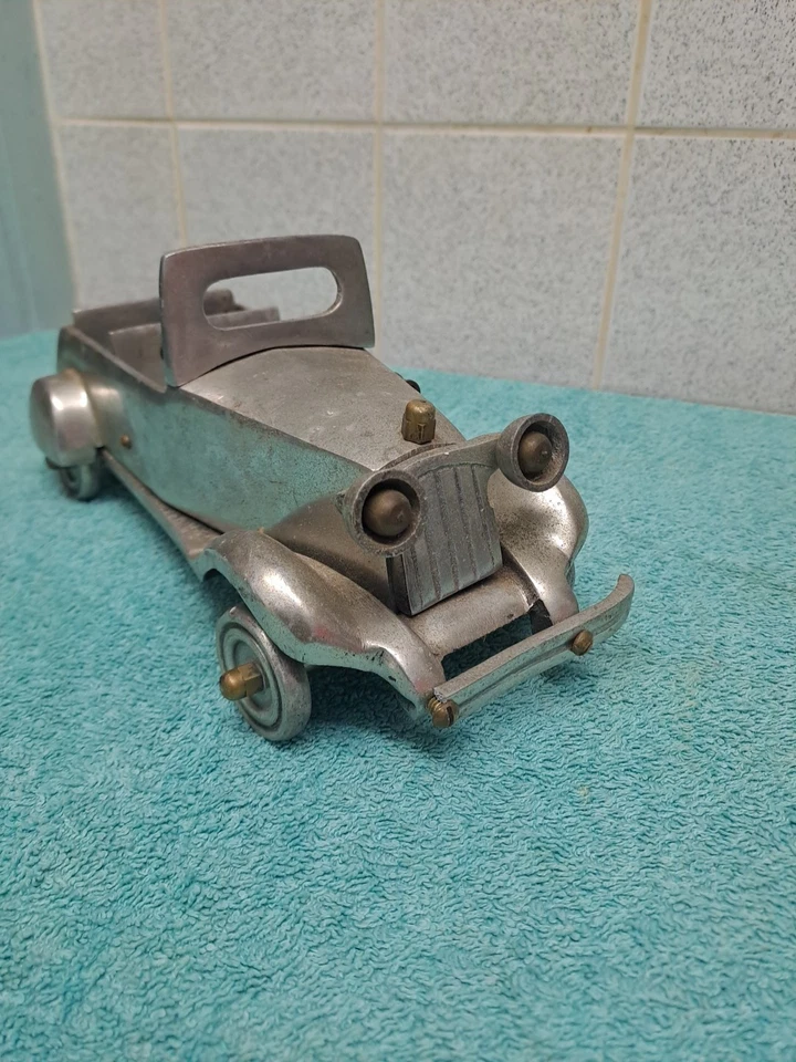 Rolls Royce Silver Ghost hecho a mano en revestimiento de níquel cromado Foto 3 de 4