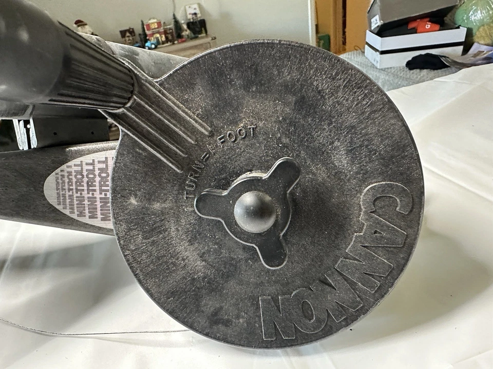 🎣 Cañón Mini-Troll Downrigger Manual con Pluma de 12 pulgadas Cable de 100 pies 🐟 Foto 3 de 4