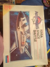 NASA Space Shuttle 1/72 Scale Model Kit 1995 ...