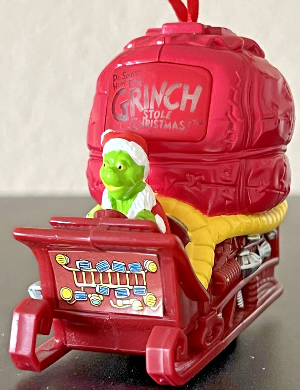 VTG Grinch in Sleigh Ornament Wendy's Seuss' How The Grinch Stole Christmas Toy