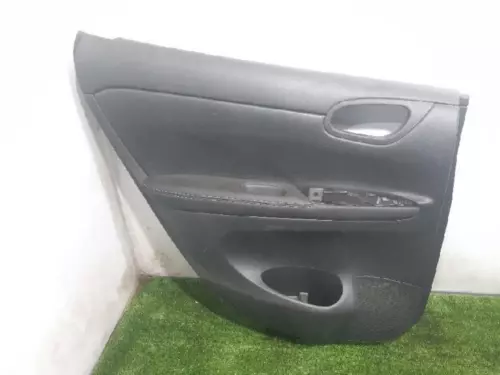 829013ZL0A Guarnecido Puerta Trasera Izquierda para NISSAN PULSAR (C13M) 4768625 - Imagen 1 de 10