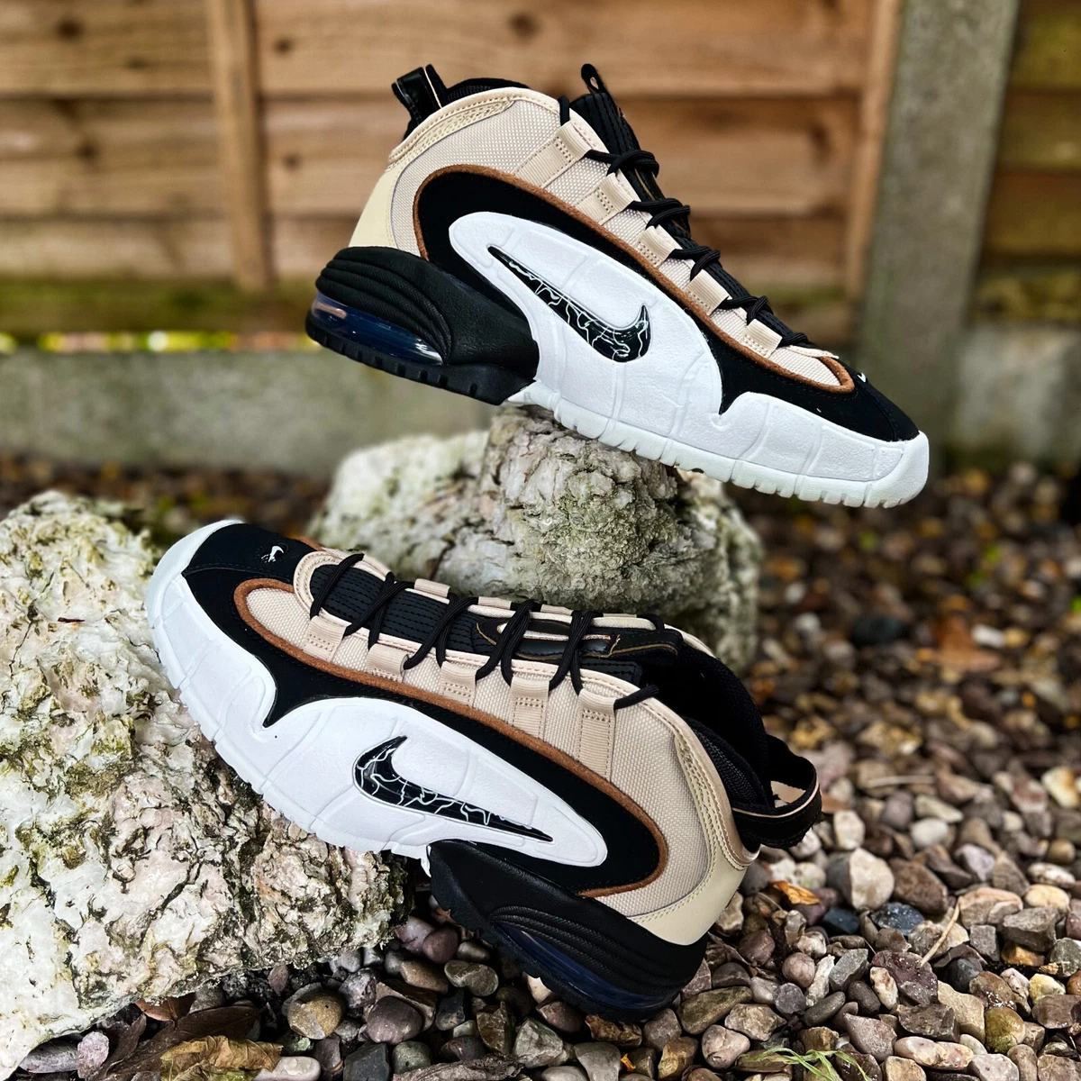 Nike uk8 top