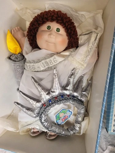 Vintage Porcelain Statue of Liberty Cabbage Patch Doll With Torch 1986 NIB