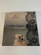 Golden Sugar Pro Glow Kit PARIS HILTON Palette