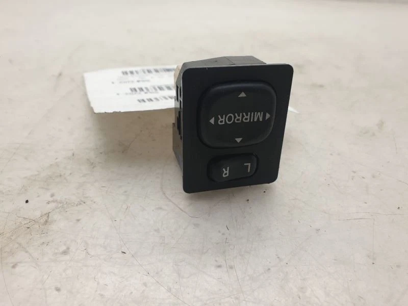 Toyota Tacoma SR5 2006 cabina extendida espejo retrovisor interruptor de control  Foto 3 de 4