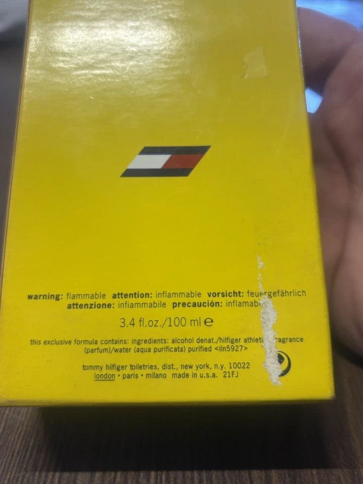 Athletics by Tommy Hilfiger 3.4 oz / 100 ml spray de colonia para hombre Foto 2 de 4