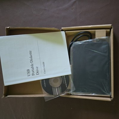 USB Portable Diskette Drive - Externes 3,5 Zoll Diskettenlaufwerk für PC Laptop 
