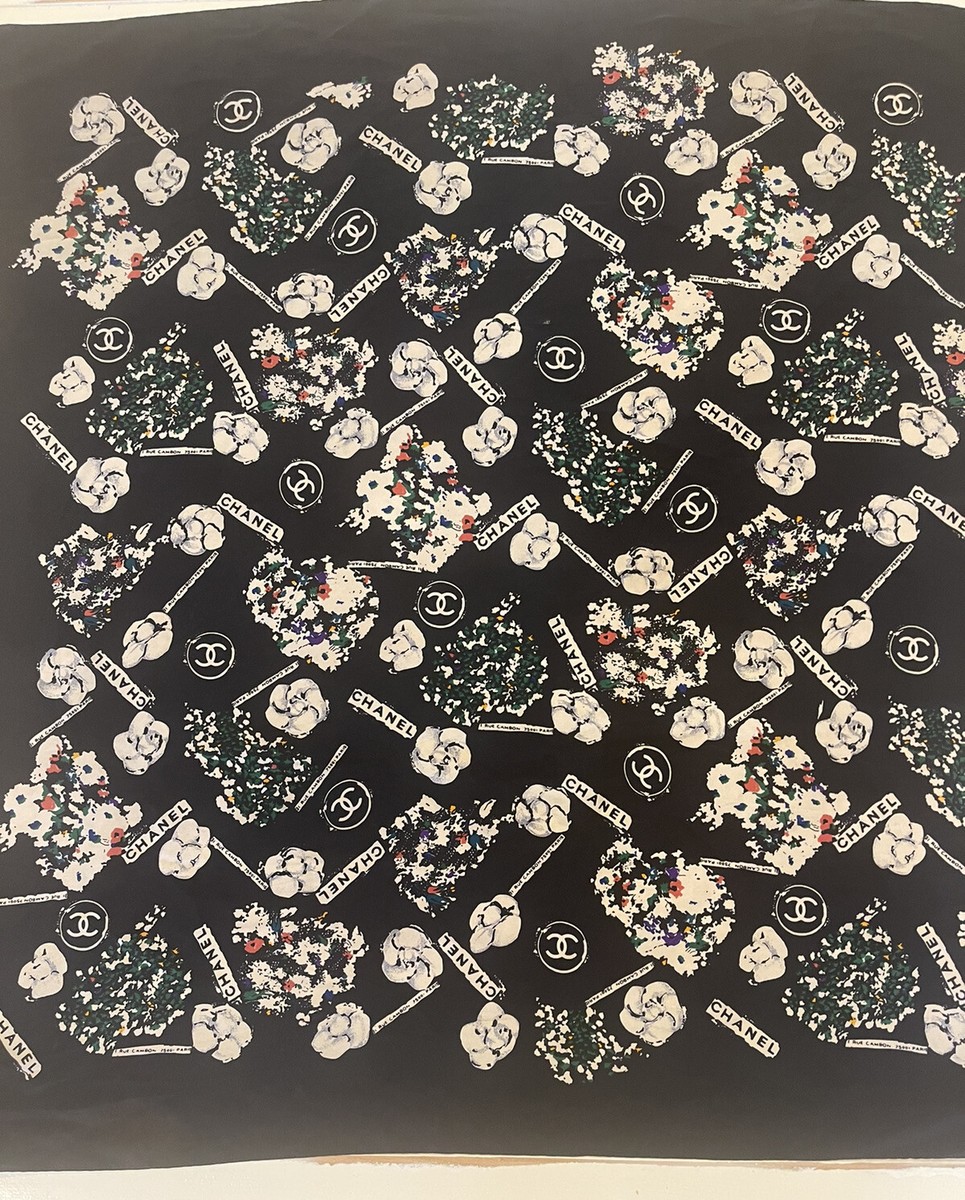 シャネル　スカーフ　バンダナ　正規品 VTG 1990/2000s CHANEL Camellia Print Scarf Silk Black 31 Rue