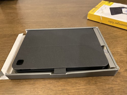 ZAGG Messenger Folio Keyboard Case for Apple iPad 10.2 / Air 3 / Pro 10.5 - Blk - Picture 9 of 10