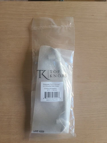 Top Knobs Cabinet  Edgewater Pull 5 1/16 Inch (c-c) Brushed Satin Nickel TK783 - Picture 2 of 2