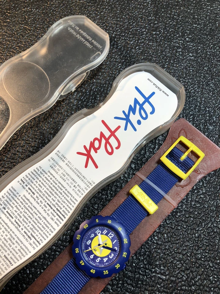 Swiss Swatch Made 2016 Flak Watch Ladies/Youth 33mm Blue NIB New Battery - Image 3 of 4