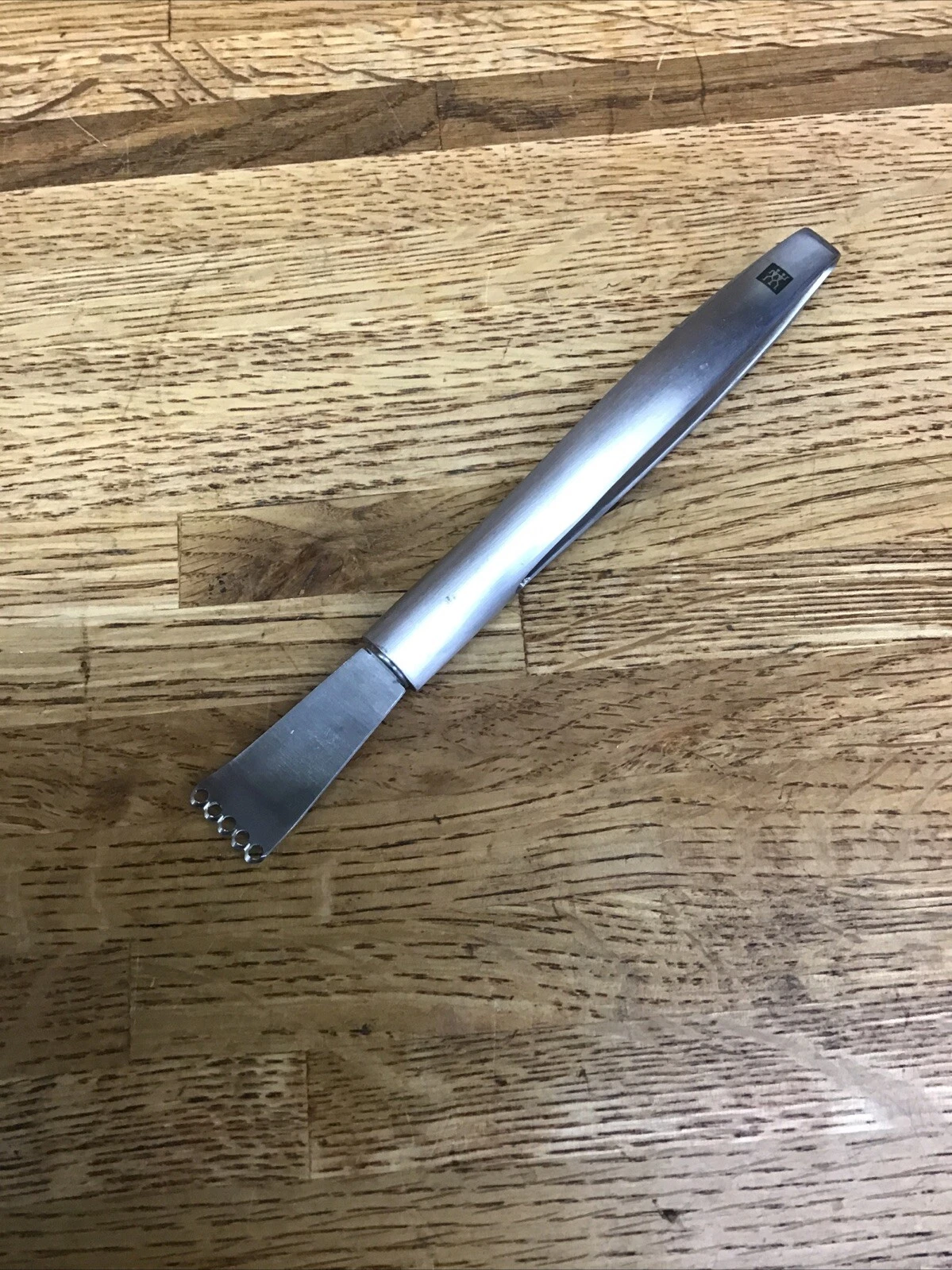 ZWILLING PRO Lemon Zester
Opens in a new window or tab