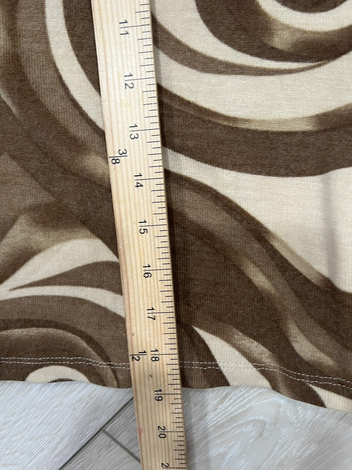 SAINT LAURENT Maglione collo alto Yves StLaurent in bellissime tonalità di marrone e crema.30 S