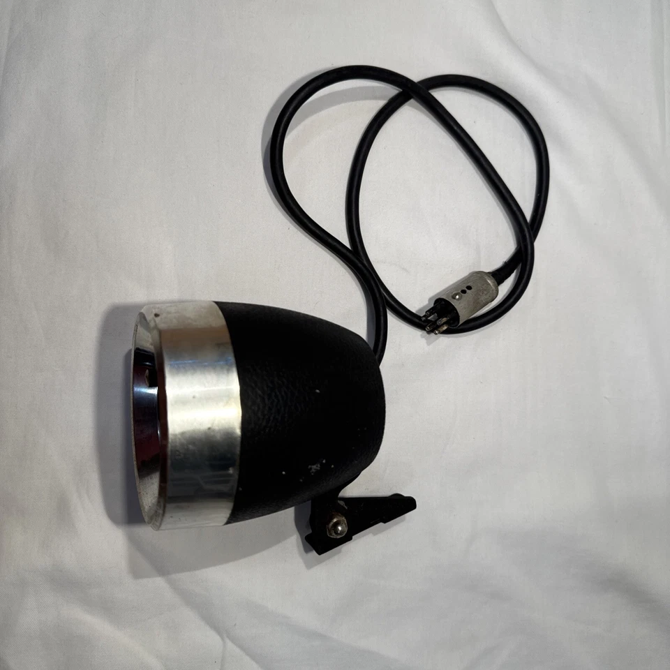 Vintage Medalion Instruments Medalhão Medalômetro Duplo RPM Voltímetro 5 Pinos 3 Seletor Marinho - Imagem 3 de 4