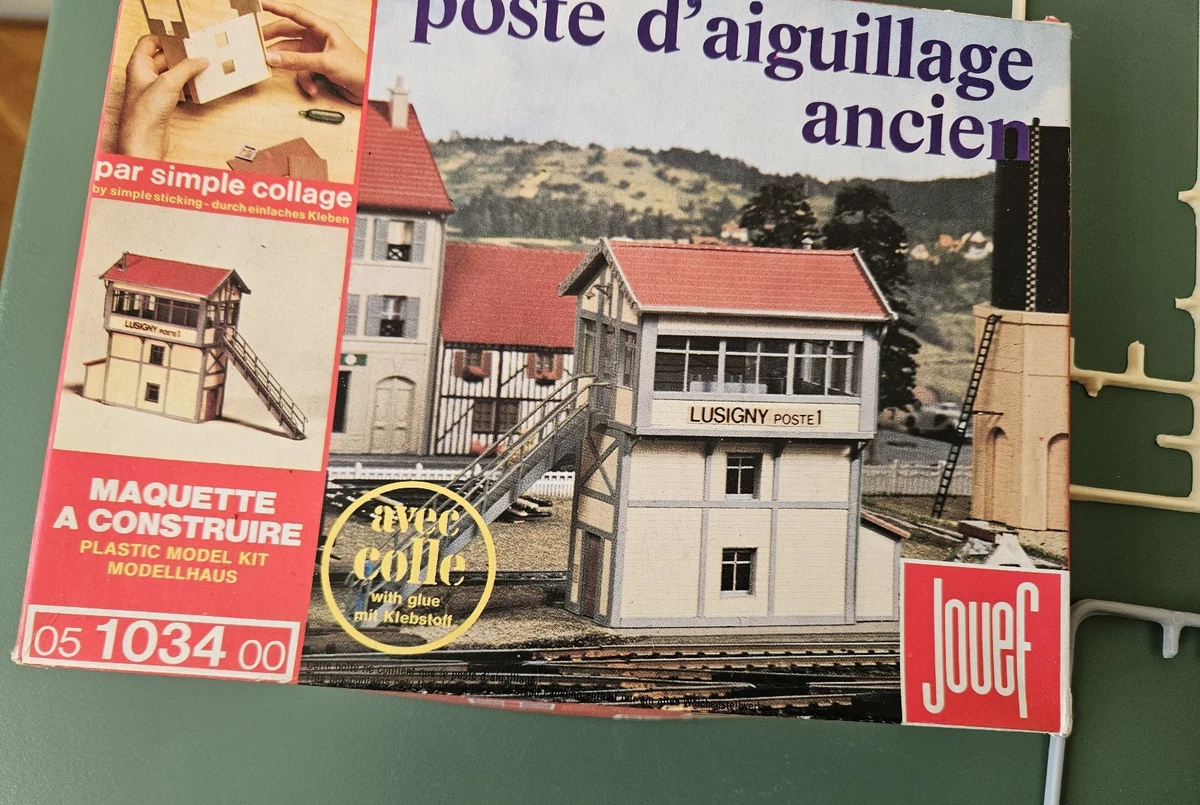 Clôture Miniature échelle HO 1:87 – 4 Poteaux – Pour Modélisme Ferroviaire, Dioramas – Matériau PP - 4
