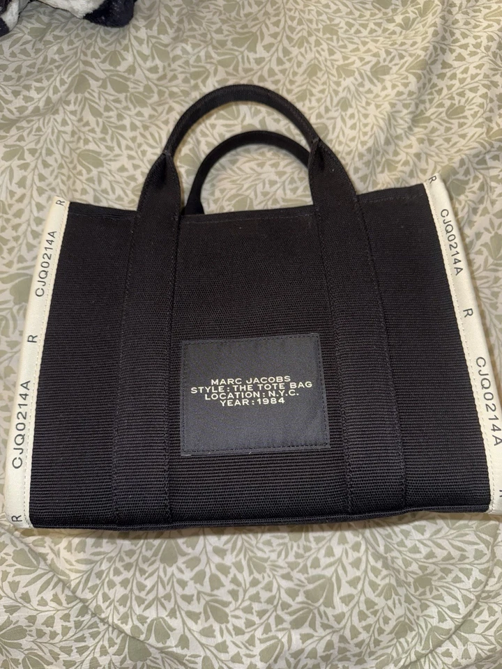 AUTH NWT Marc Jacobs The Jacquard medium Logo Zip Top Cotton Tote In Black - Image 2 of 4