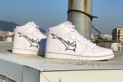 Oski x Nike SB Dunk High Great White Shark DC8908-105 Men