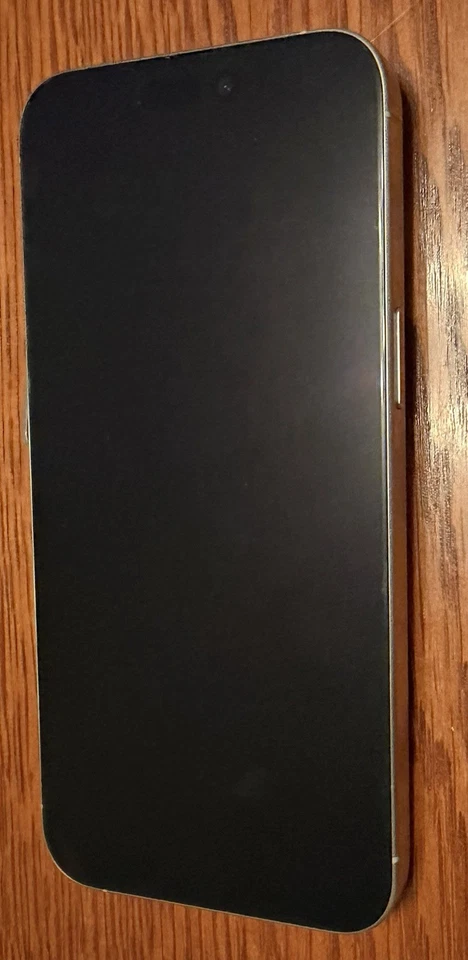 Iphone 15 pro max 256, photo 2 sur 5