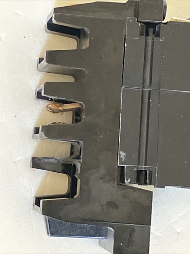 Square D FA14020B I-Line Circuit Breaker 20 Amp 1 Pole 277 VAC Flaw! - Picture 10 of 11
