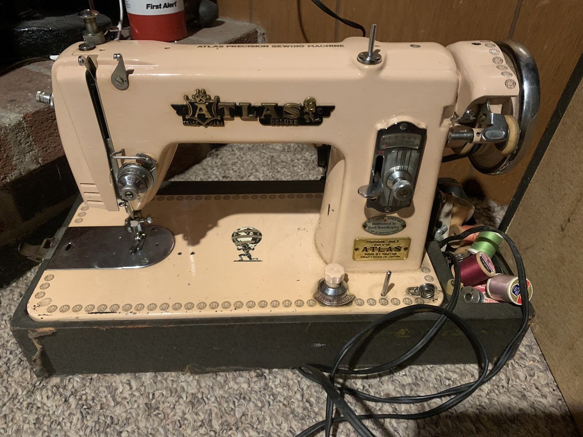Atlas Deluxe Precision Sewing Machine VINTAGE pink w Case Atlas Deluxe Precision Sewing Machine VINTAGE pink w Case