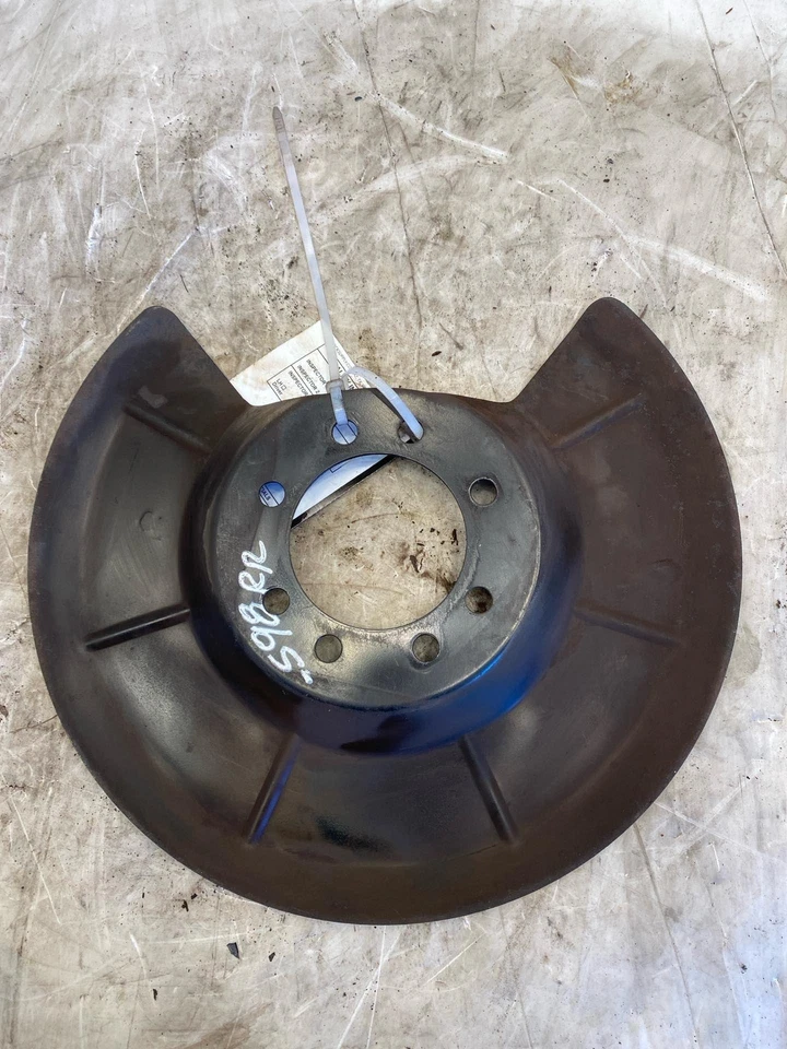 Volvo Series 50 V50 T5 2006 montaje de placa de respaldo de freno trasero conductor izquierdo derecho Foto 3 de 4