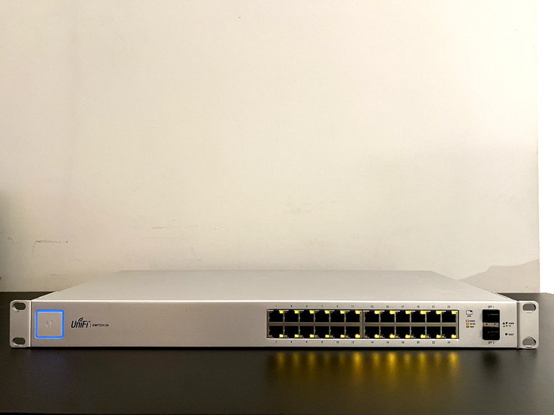 Ubiquiti Unifi US-24 24-port Managed Gigabit Network Switch