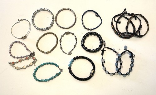 Large Lot of Miscellaneous Bracelets - Picture 12 of 13