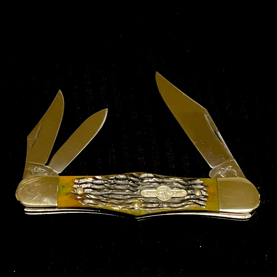 Jumbo German bull Green bone three blade whittler mint condition Never Used Rare - Image 2 of 4