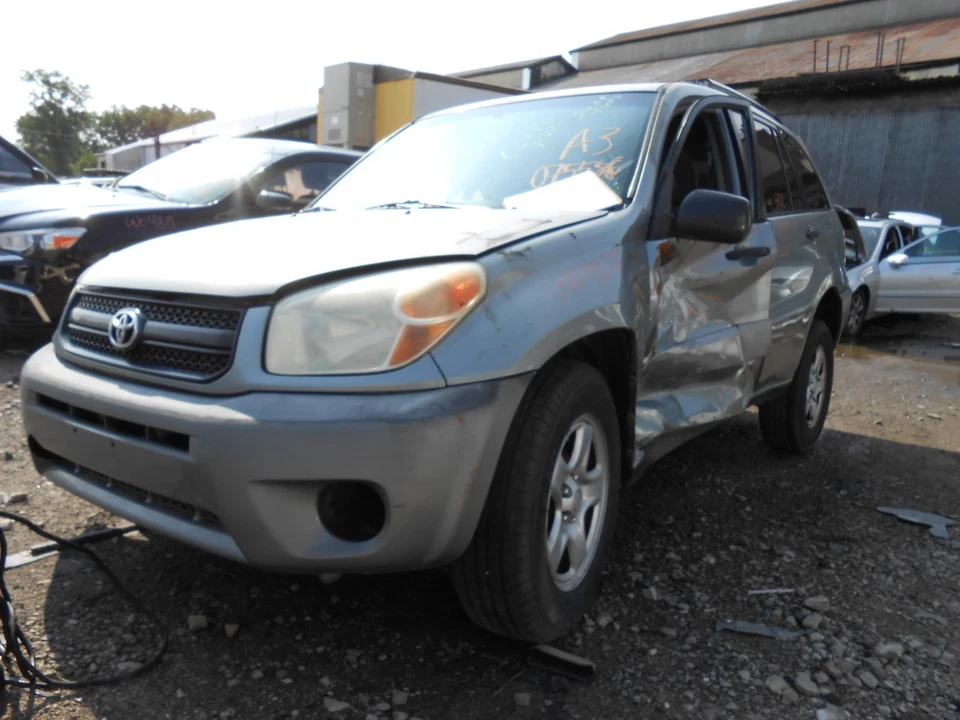 Used Air Cleaner Assembly fits: 2005 Toyota Rav4 2AZFE engine Grade A Foto 2 de 4