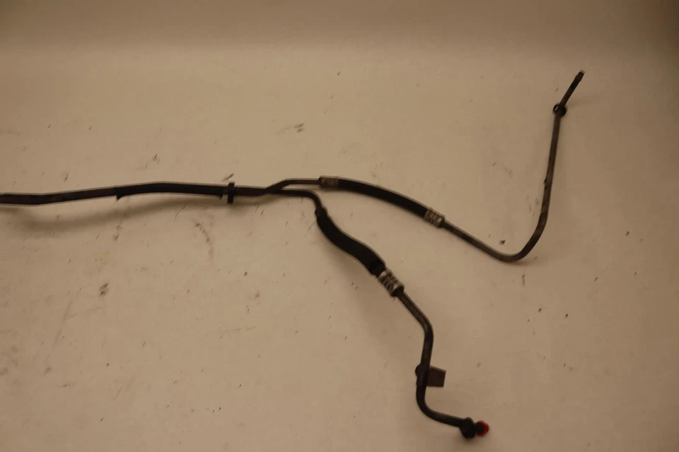 Cadillac Escalade 2009-2014 tracción trasera transmisión automática enfriador de aceite manguera OEM Foto 2 de 4