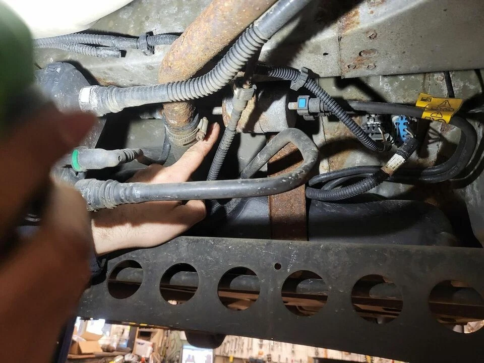 Nuevo para 05-10 Chevrolet Cobalt Kit de línea de combustible completo líneas de reparación-QFF0015SS Foto 3 de 4