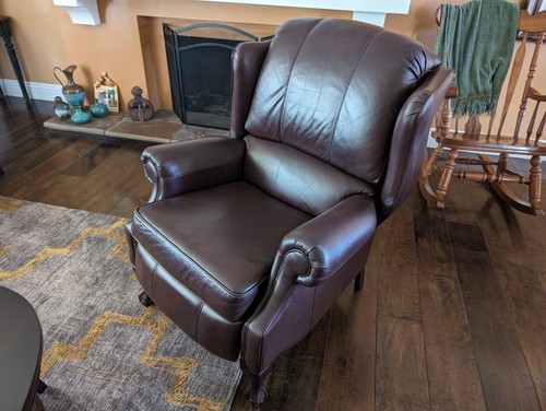 La-Z-Boy Armchair - Leather, Reclining