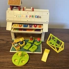 Vtg Fisher Price 923 School House With People, Magnets & Furniture Bell Works