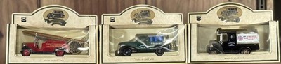 Vintage Chevron Die-Cast Metal Replica Vehicles set of 3 Made in England