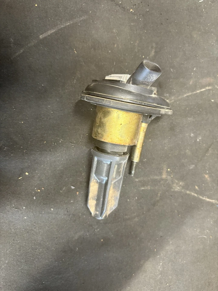2006 Hummer H3 3.5L Coil Pack Ignition Coil OEM - Image 2 of 4