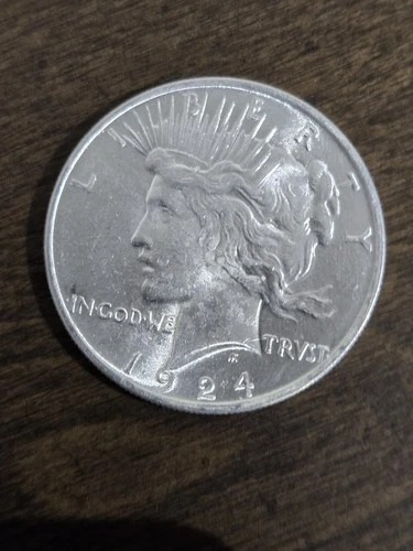1924-P Peace Dollar Gem BU 90% Silver with Beautiful Brilliant Luster