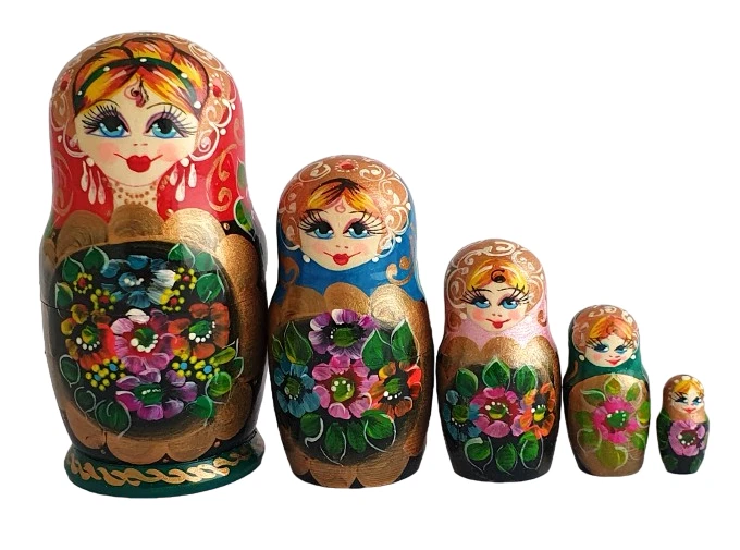 Lons-le-Saunier Collection. Les poupées russes ont envahi leur maison Lons-le-Saunier Collection. Les poupées russes ont envahi leur maison