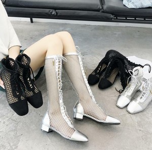cut out flat boots