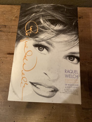 Raquel Welch Signature Collection Spotlight R 1416 T Buttered Toast Wig - 第 6/6 張圖片