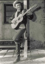 PHOTO PRESSE TELEVISION ACTEUR GEORGE HAMILTON DANS TONNERRE APACHE