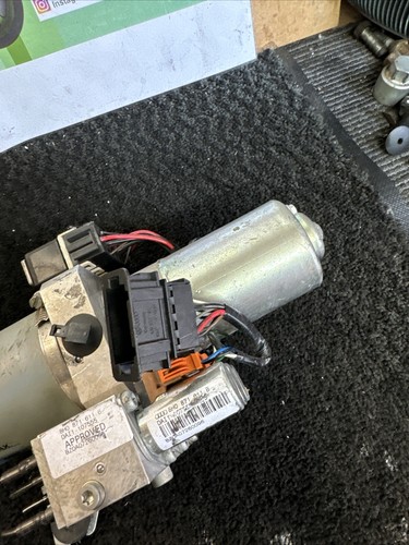 AUDI A4 B6 CABRIO HYDRAULISCHE DACHPUMPE MOTOR ORIGINAL 8H0871611 - Bild 5 von 7
