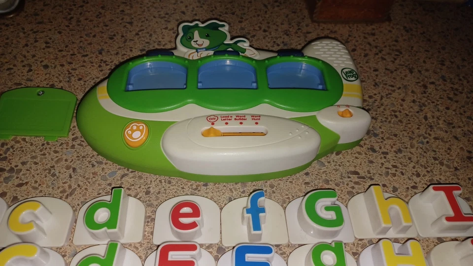 WORKS LeapFrog fridge Magnet Word Builder Letter Airplane Plane Scout 52 Letters - Image 2 of 4
