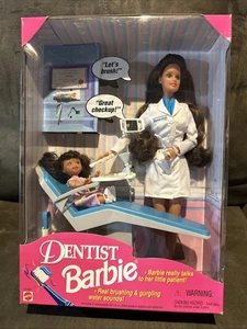 Barbie 1997 Dentist #17707 Collectible Doll