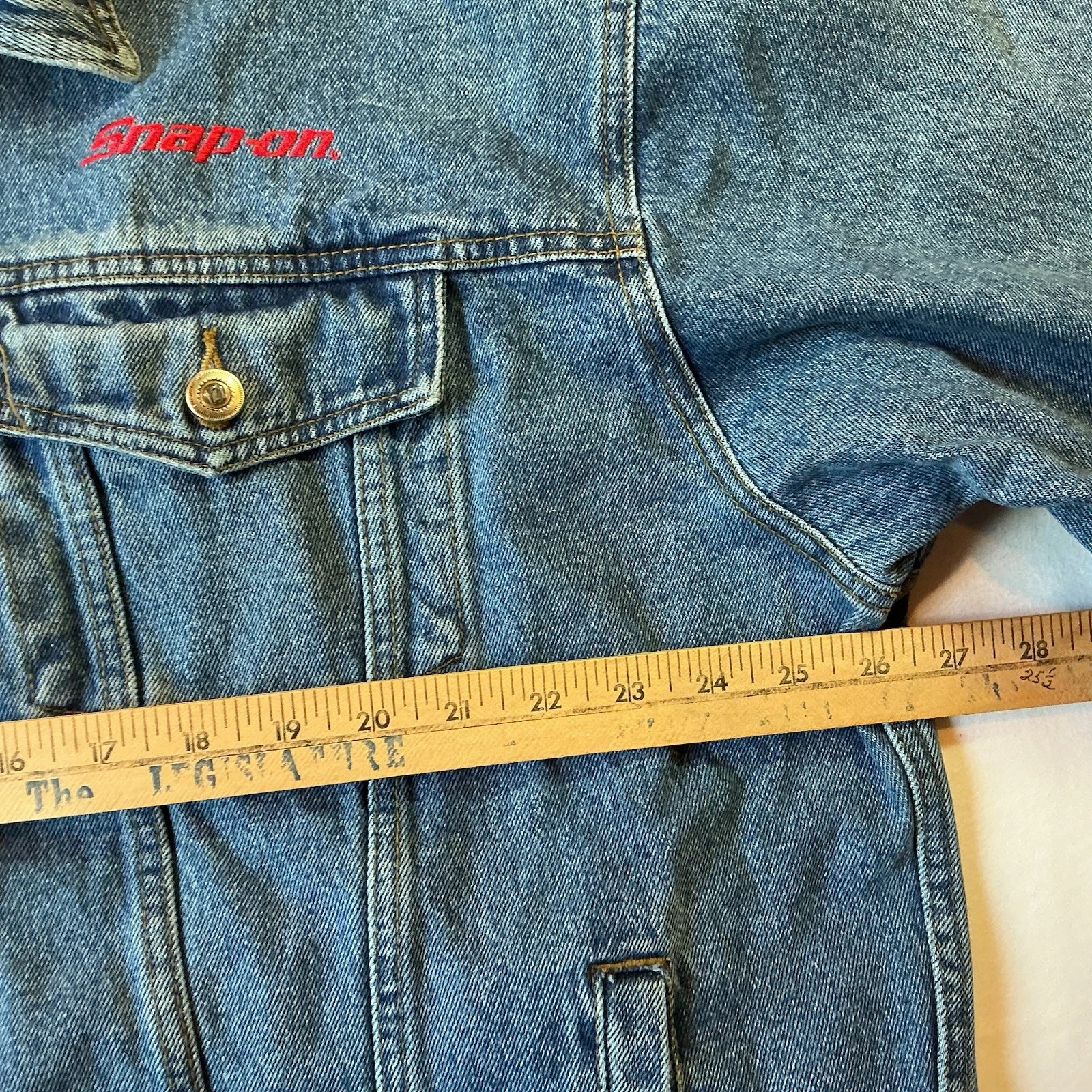 Vintage iDENTITY Men's XL Blue Denim Jacket Button Front Embroidered Logo 1140 - product detail image 4