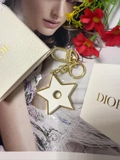 Dior Novelty Star Charm Gold Lucky Star Keychain Gift NEW Key chain