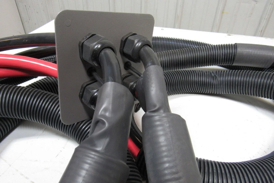 Arnés cargador de batería doble Anderson Power Prod SBX 350A 11' Akers Wade Foto 3 de 4