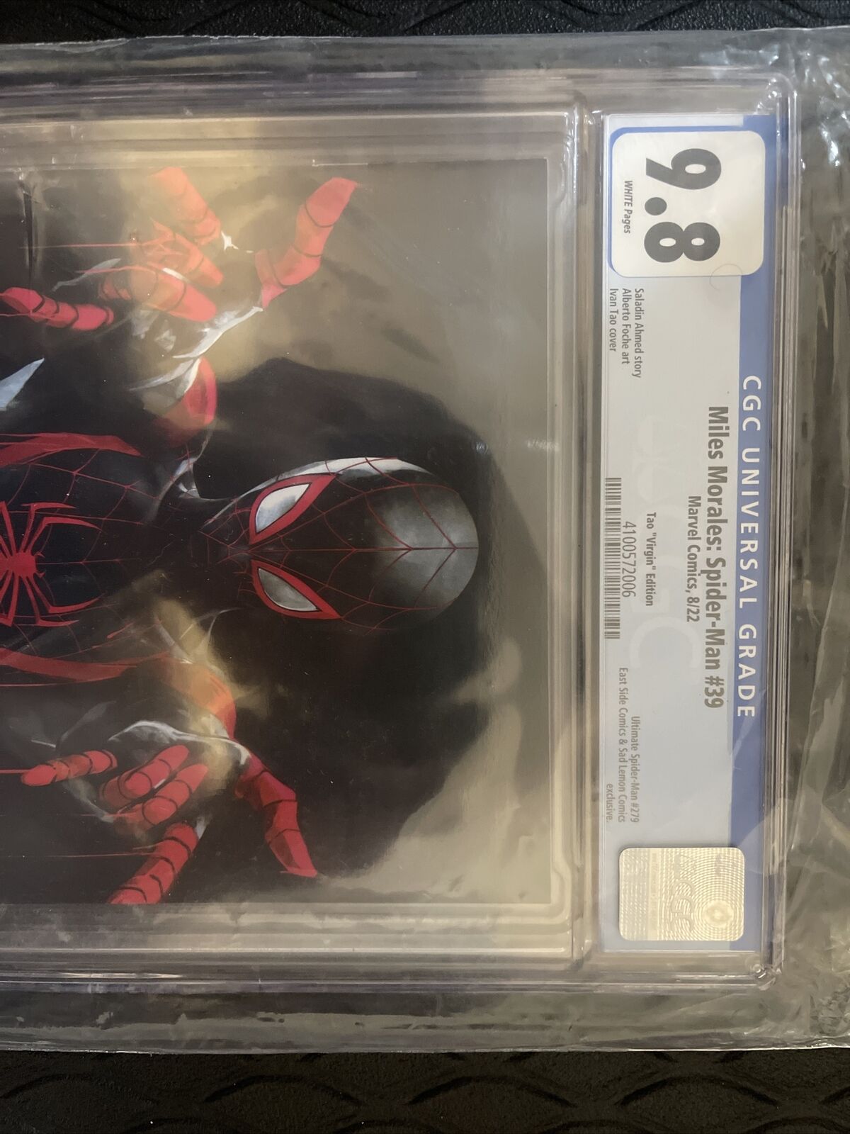 MILES MORALES SPIDER-MAN 39 CGC 9.8 IVAN TAO NEGATIVE SPACE TRADE VARIANT-A  HOT!