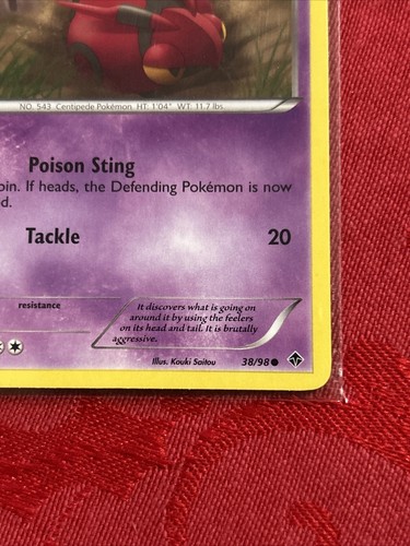 Pokemon Trading Card - Emerging Powers: Venipede 38/98 Pull to Sleeve - Picture 5 of 6