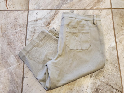 Faded Glory Women Size 18 Capri Stretch Jean Pants Denim Khaki Tan pocket  Belt