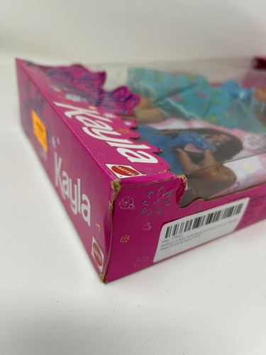 Barbie Medaillon Überraschung Kayla Puppe mit 3 HERZFORM PODS & mehr 1993 - Bild 5 von 6